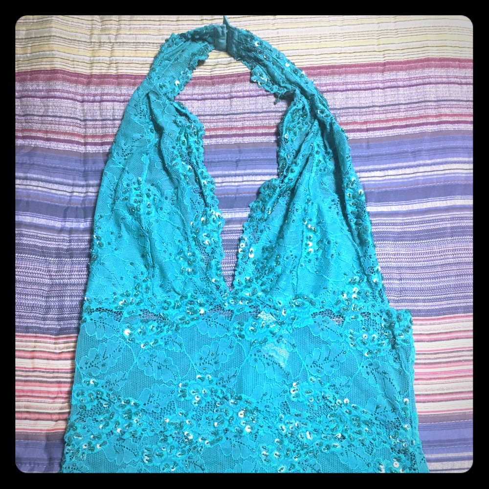 Guess by Marciano sexy halter top in lovely green